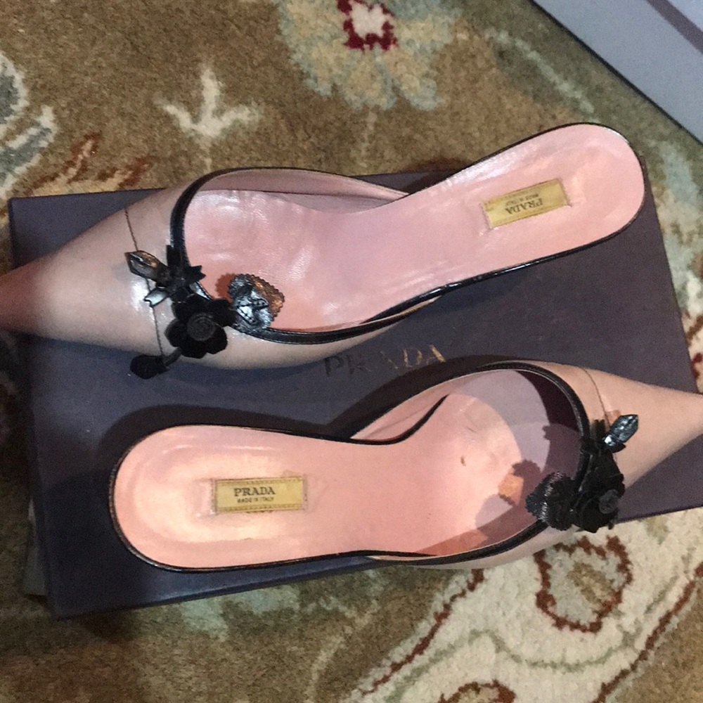 Prada beige pink slides size 39.5